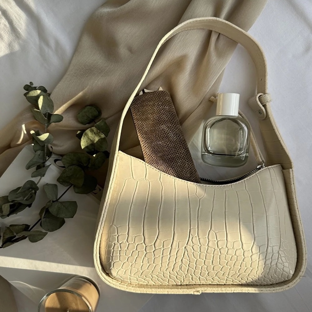 Cream 💫 Shoulder Bag